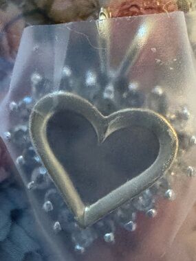 10k real gold and real diamonds Heart-Shaped stamped acid tested diamond tested